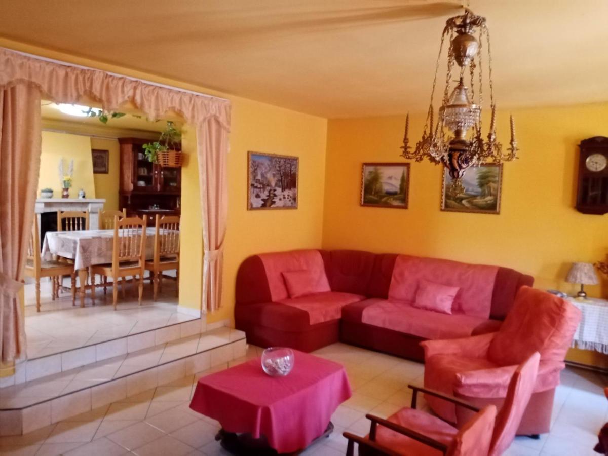 Jazmin-Szieszta Apartmanhaz Balatonfuered Exterior photo
